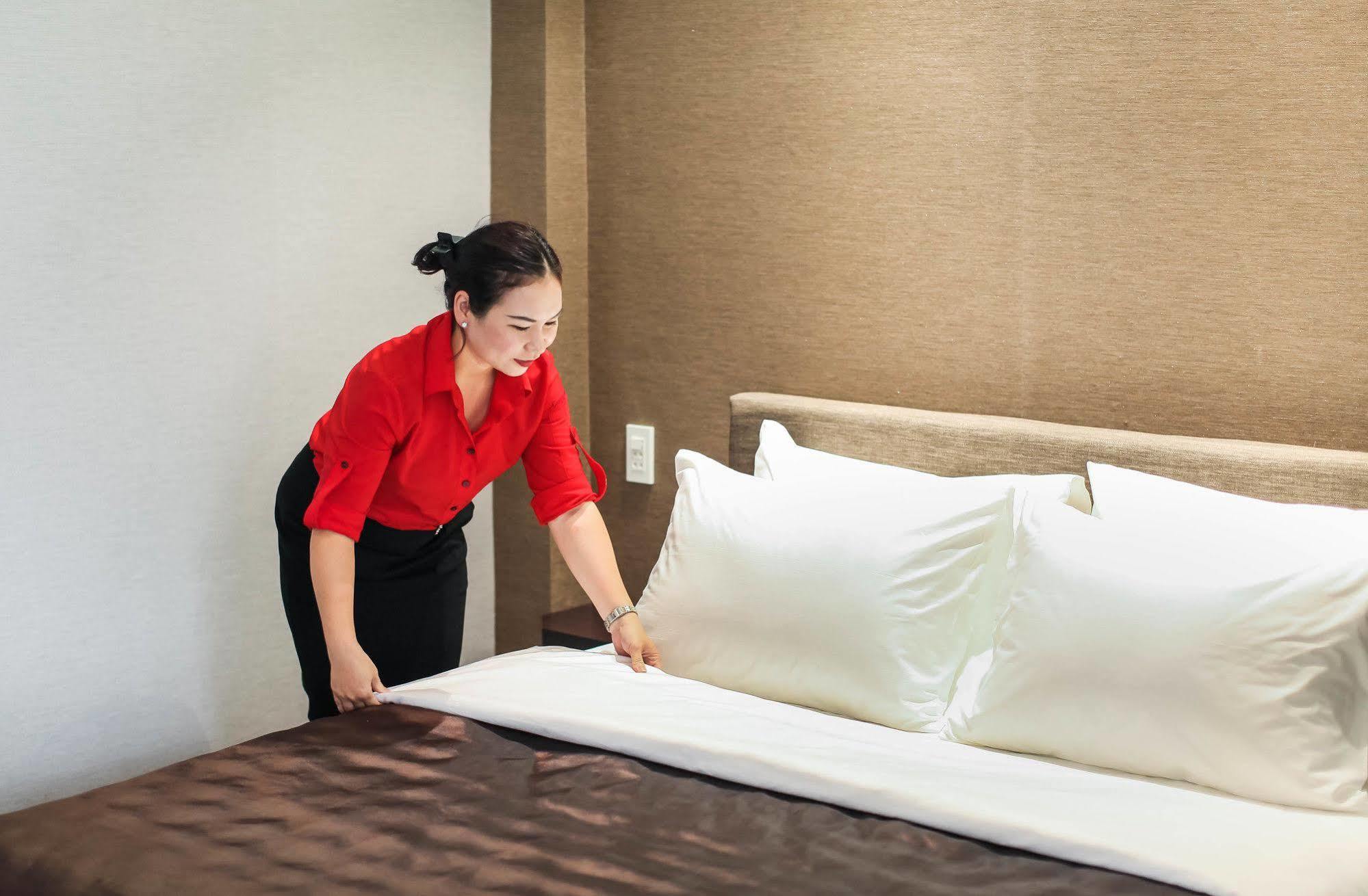 Compass Living Joy Apart otel Ho Şi Min Dış mekan fotoğraf