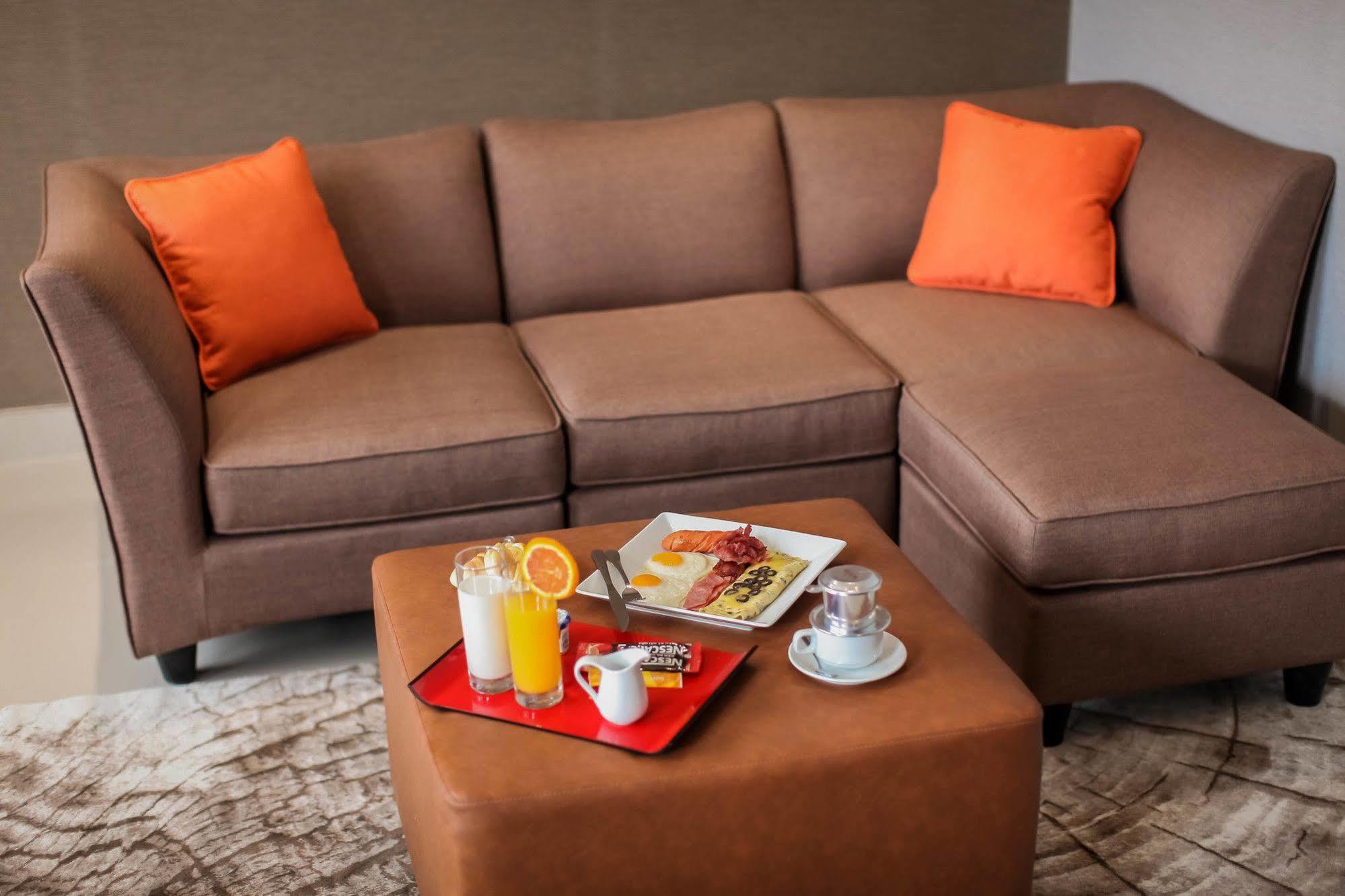Compass Living Joy Apart otel Ho Şi Min Dış mekan fotoğraf