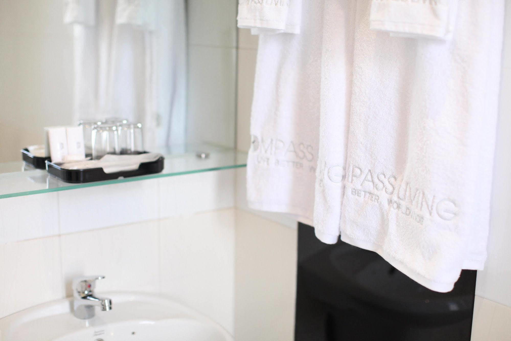 Compass Living Joy Apart otel Ho Şi Min Dış mekan fotoğraf