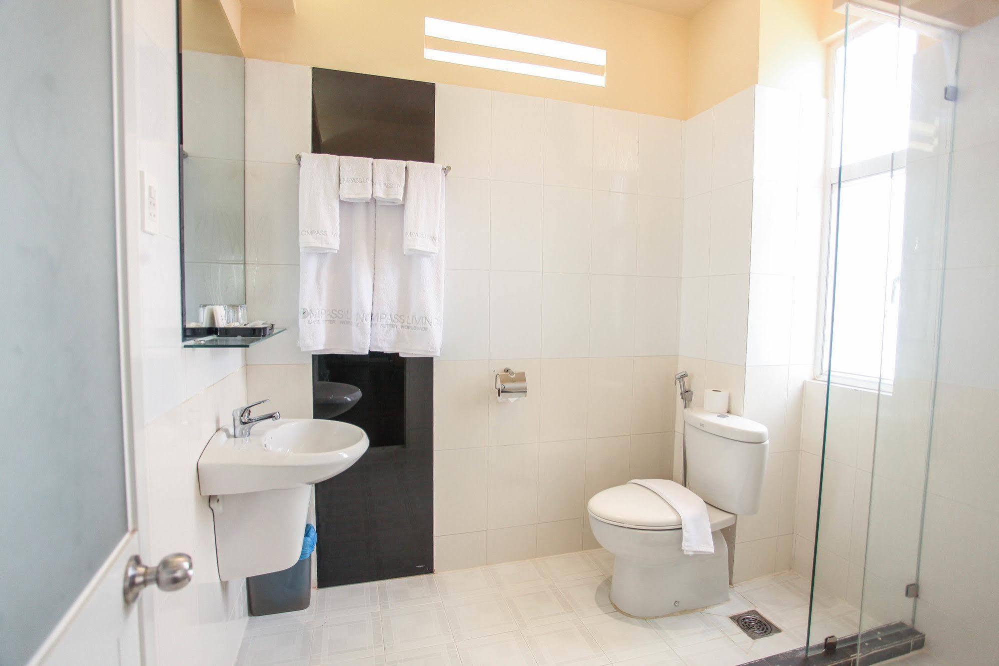 Compass Living Joy Apart otel Ho Şi Min Dış mekan fotoğraf